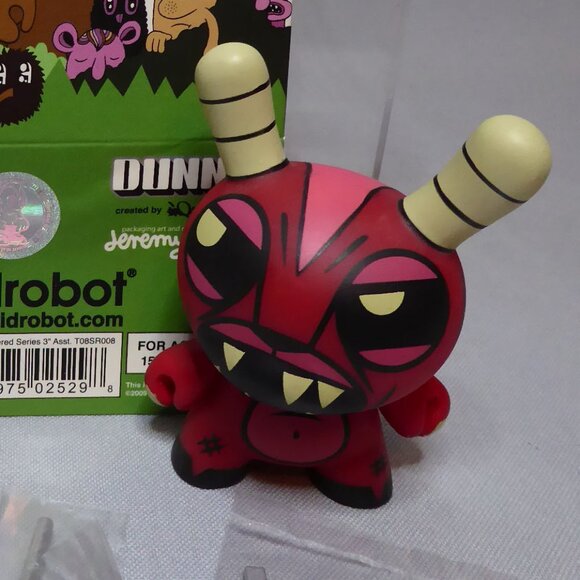 2009 3” KIDROBOT ENDANGERED DUNNY DEMON DEVIL DESIGNER ART URBAN VINYL FIGURE - Picture 8 of 8